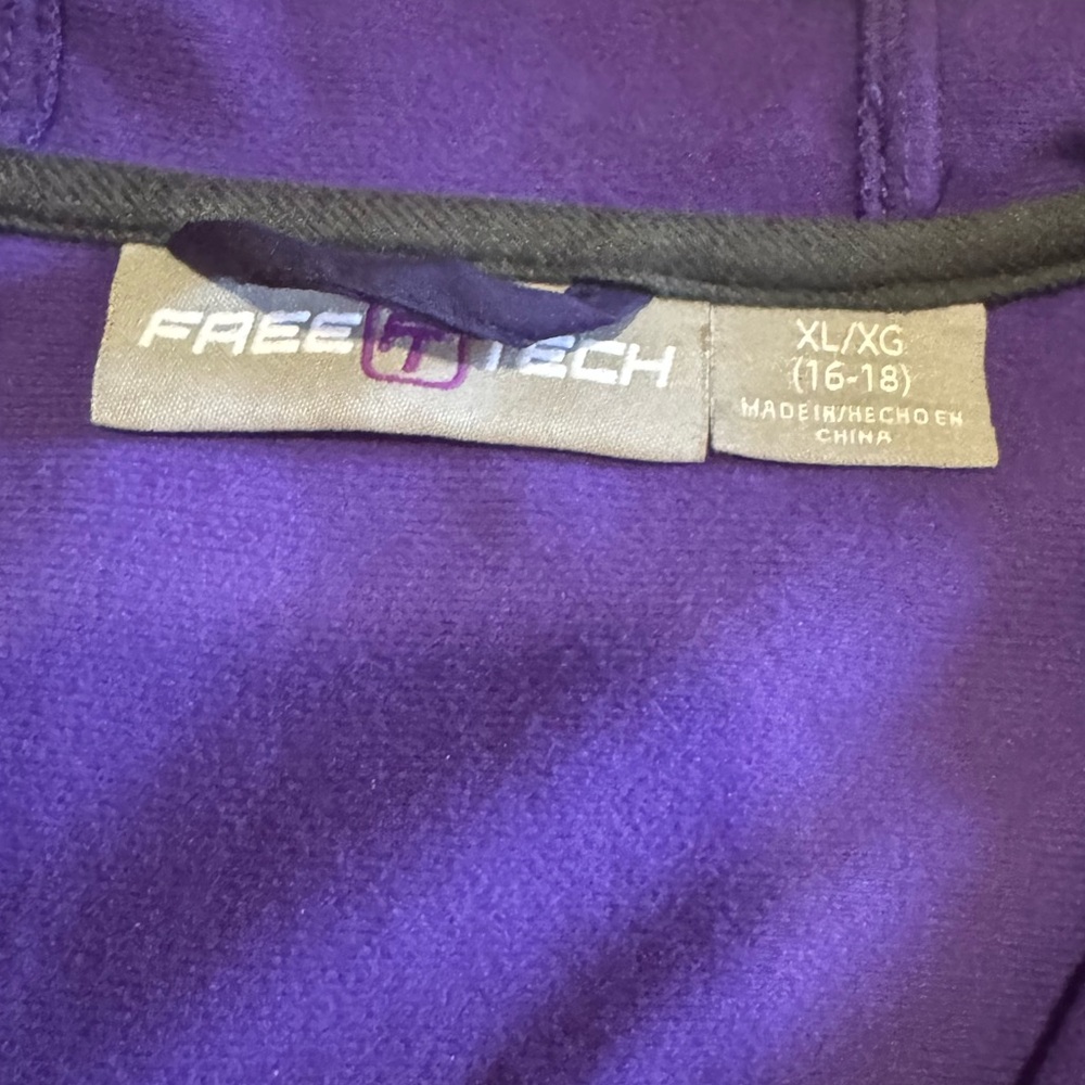 Free Tech Soft Shell Jacket - Picture 5 of 5